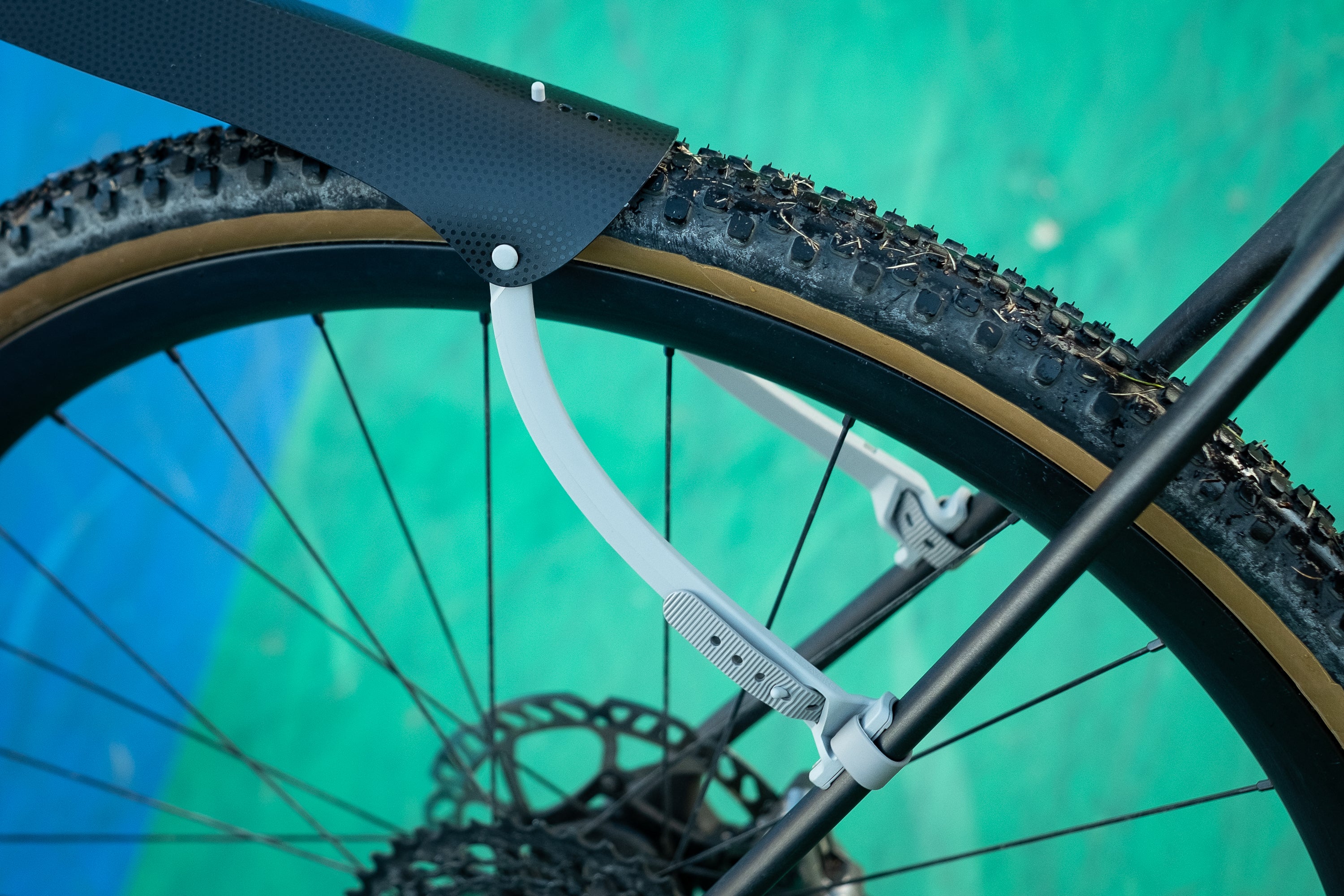 Win Wing Gravel Logo