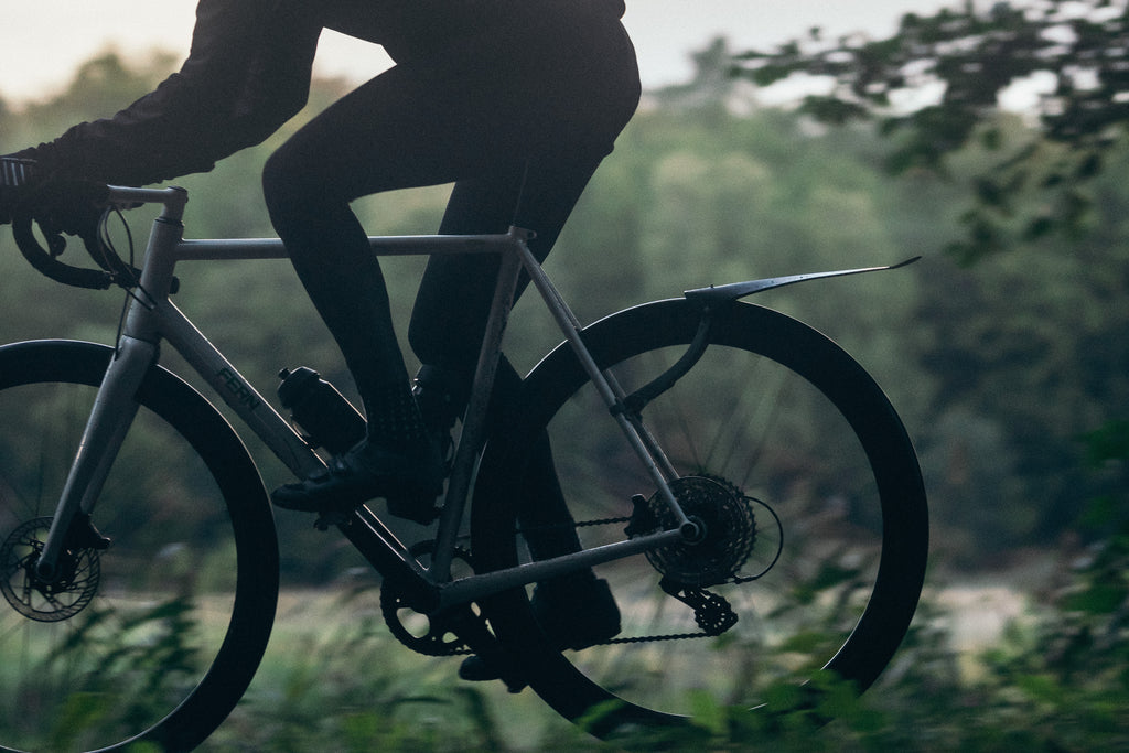 Win Wing Road Black Dot