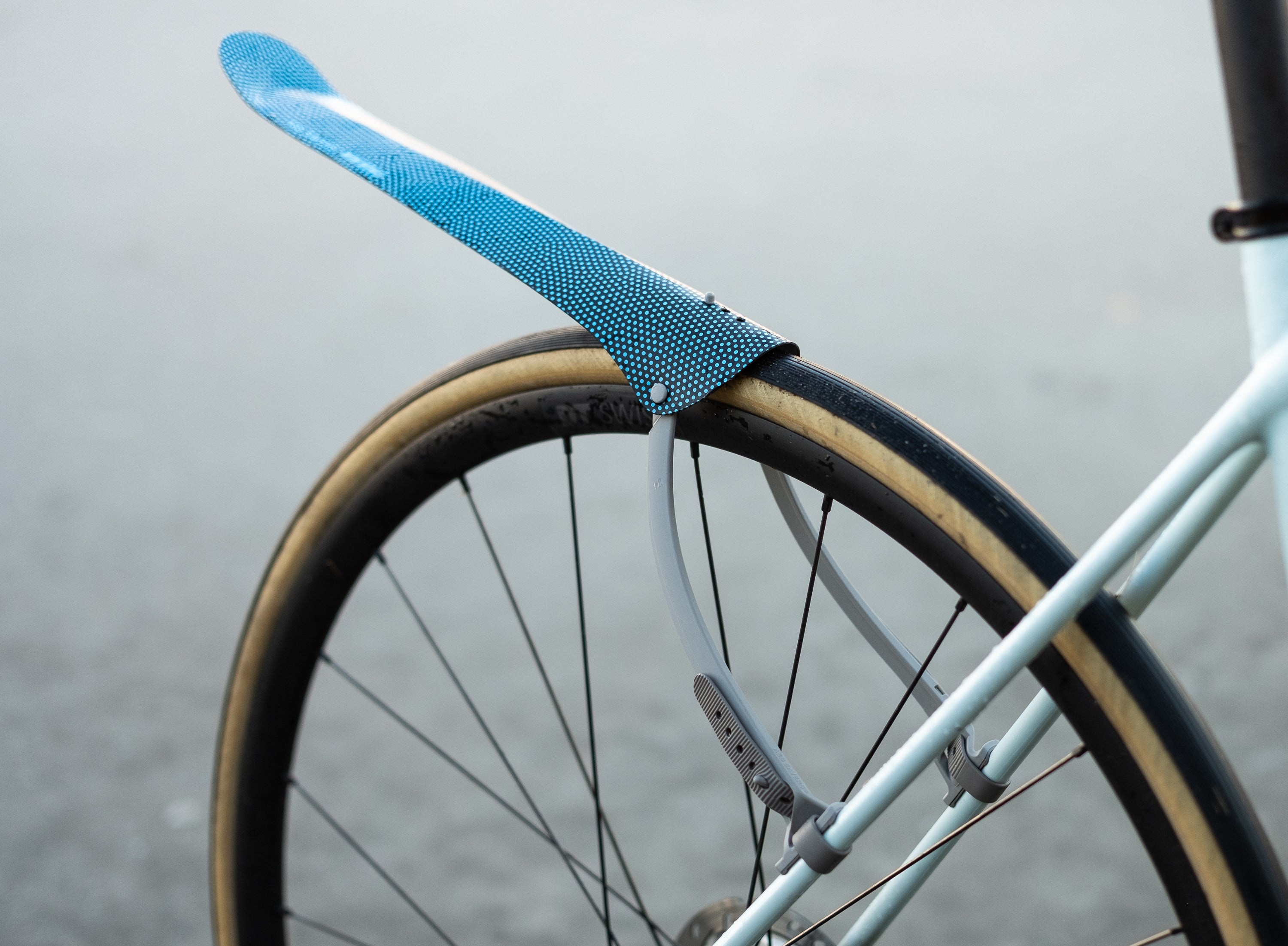 Win Wing Road Blue Dot