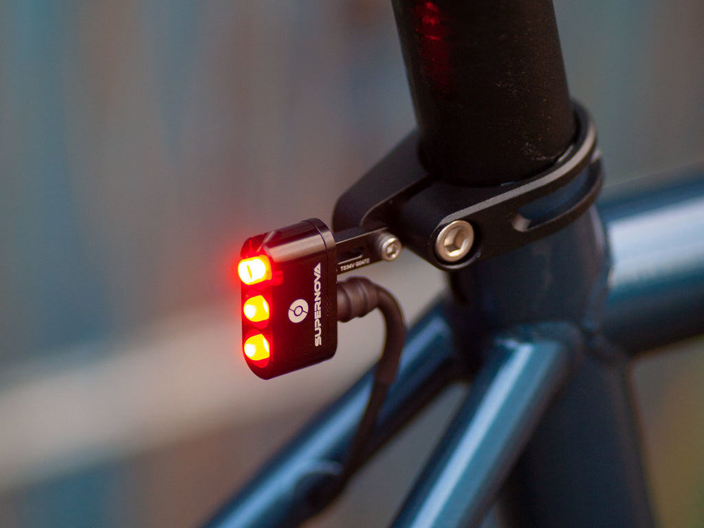 Supernova E3 Tail Light 2 Silver